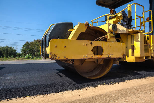 Best Professional Driveway Pavers  in Lifornia City, CA